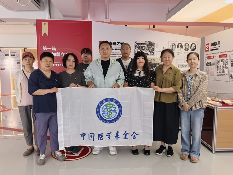 1782703157564579.jpg 合影.jpg